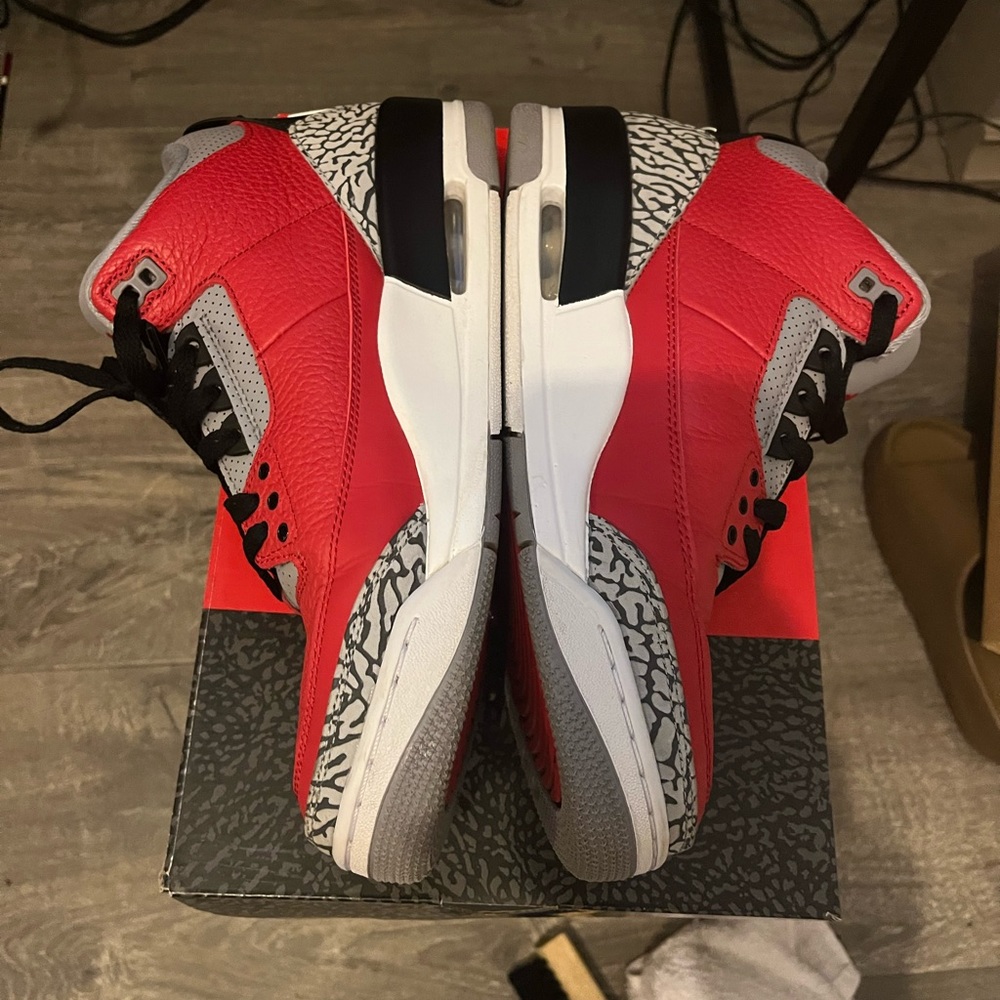 Jordan 3’s sz 10 - Picture 1 of 5